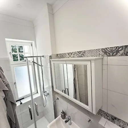 Apartment Parkresidenz Viktoria Luise *